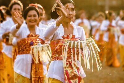 Dolu Dolu Kuala Lumpur & Singapur & Bali Turu Uzakdoğu Rotası